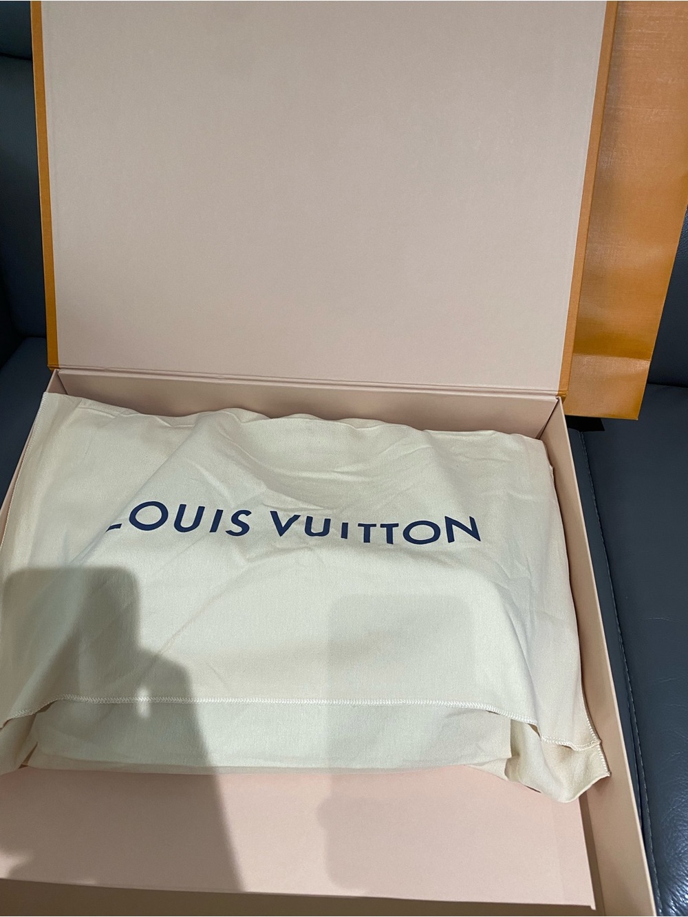 Louis Vuitton Monogram Neverfull Tote in Brown with Beige Trim - Picture 12 of 13